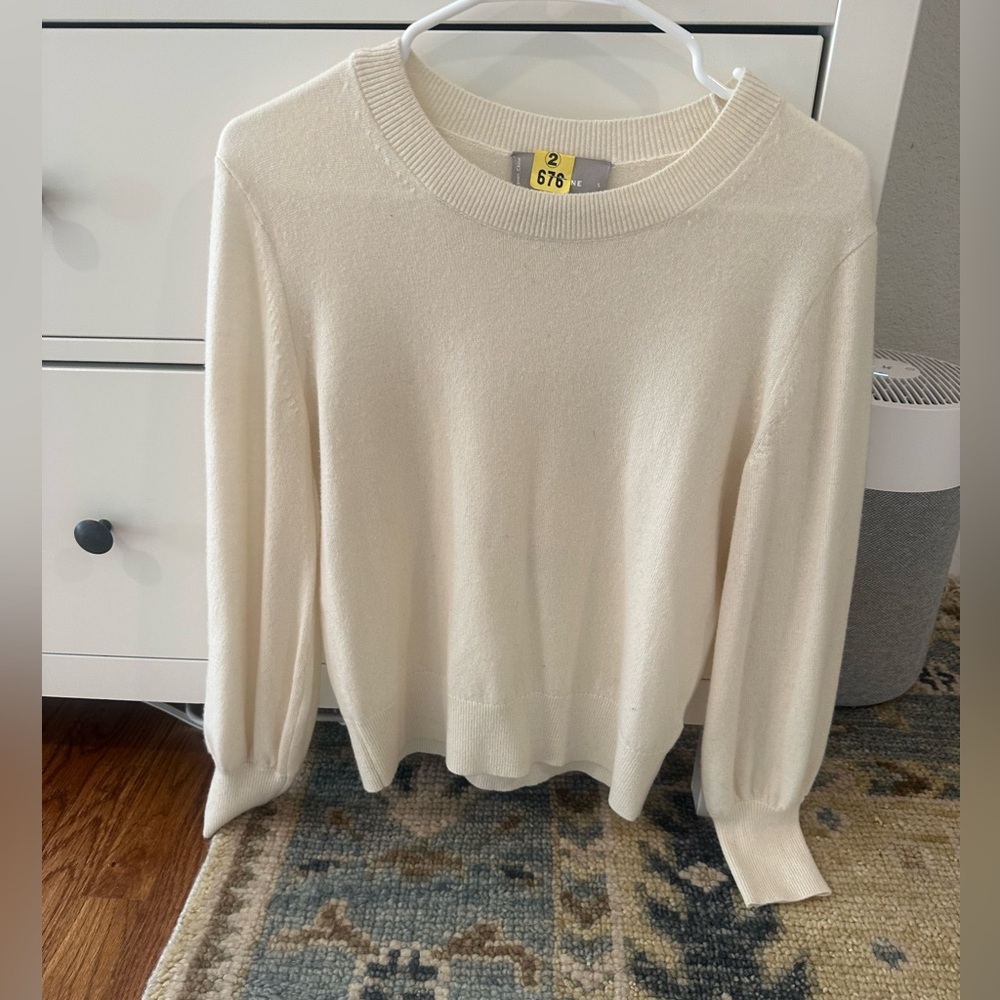 Everlane cashmere crew neck sweater